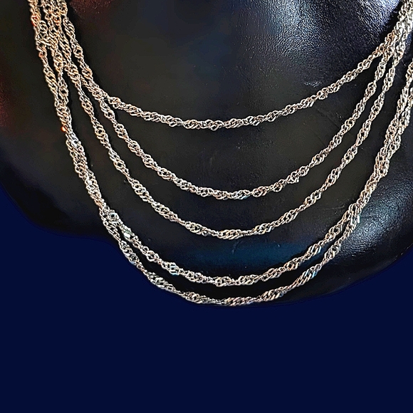 Vintage signed Crown Trifari 5 Strand layered Silver Tone Necklace - Picture 2 of 8
